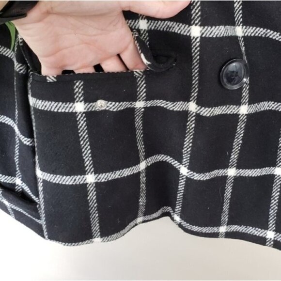 Larry Levine | Black & White Plaid Pea Coat Size Small NWT - Picture 3 of 5